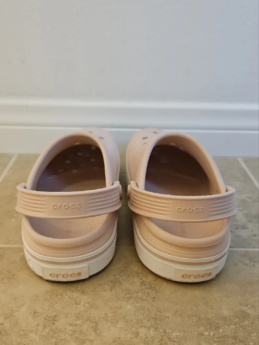 Crocs Kids Comfort Clogs in Pale Pink